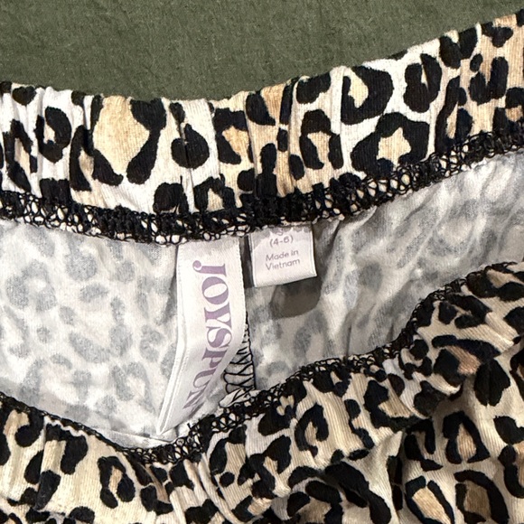 Leopard Print Pajama Set - Picture 6 of 6